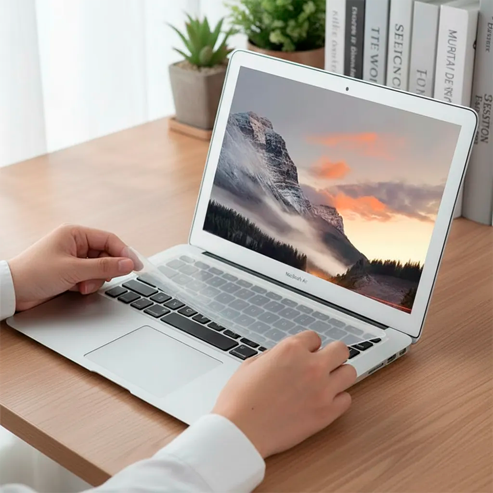 Protector de Teclado Universal Silicona Para Notebook MacBook