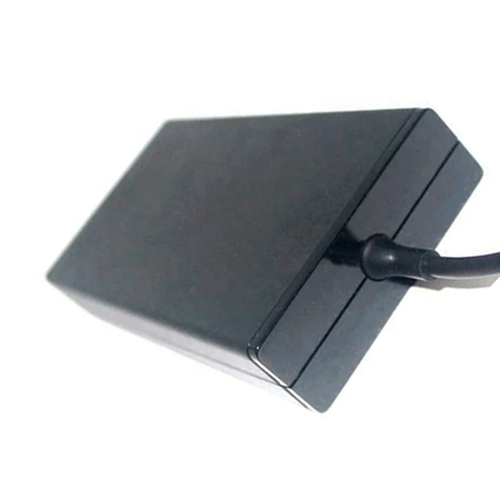 Cargador Notebook para Acer 19V 7.1A 135W Plug Morado 5.5x1.7mm