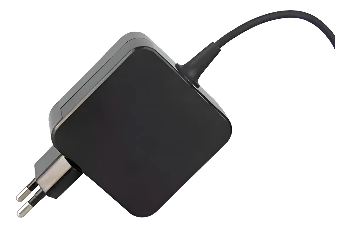 Cargador Notebook para Asus 19V 2.37A 45W Plug 4.0x1.35mm Cuadrado