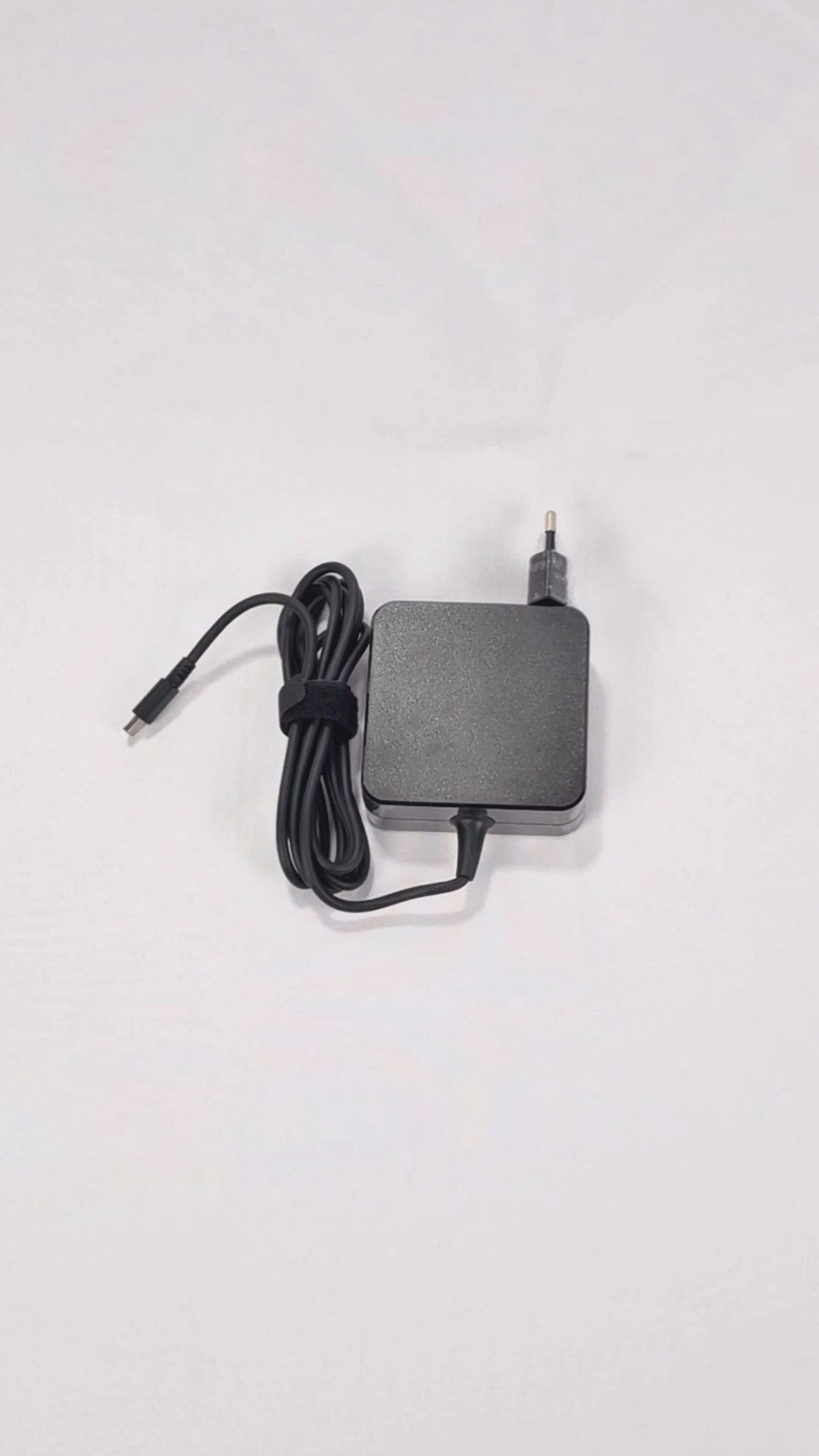 Cargar vídeo: Cargador Lenovo Asus HP 65W CAR-CUA-65W-C