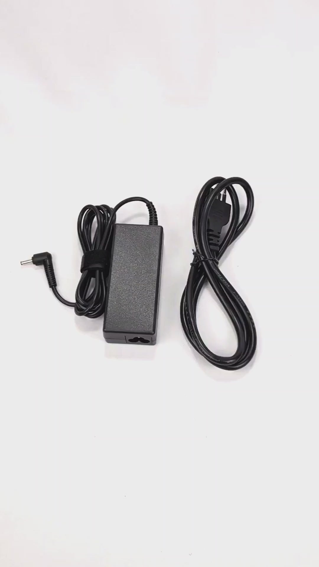 Cargar vídeo: Cargador Asus 65W Generico CAR-AS-65W-40135